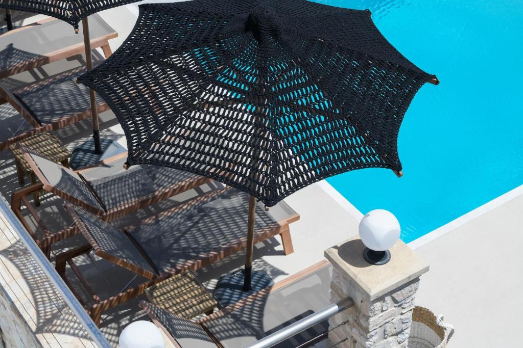 Bazén v ubytování Paliomylos Spa Hotel nebo v jeho okolí