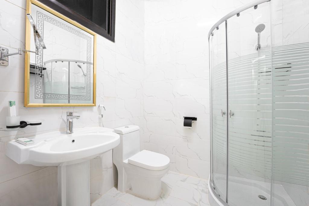 Koupelna v ubytování الكراني للشقق الفندقية - AlKrrani Serviced Apartments