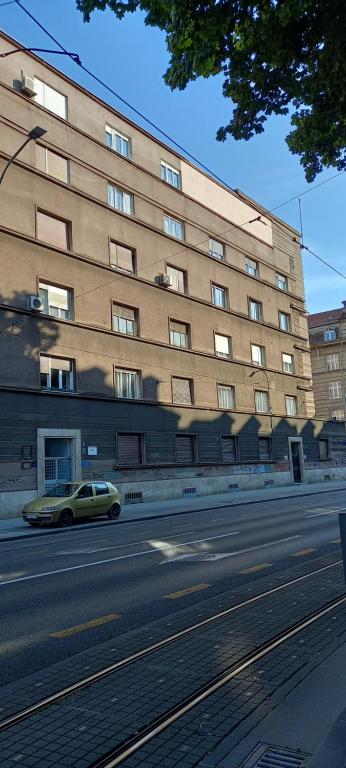 Budova, v ktorej sa apartmán nachádza