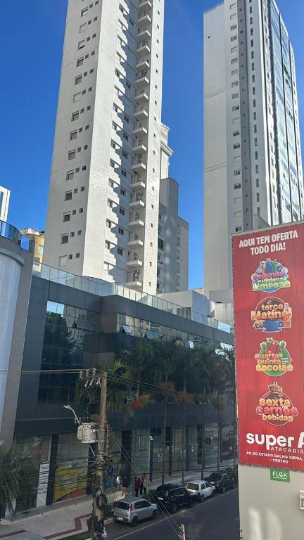 O edifício onde o apartamento está situado