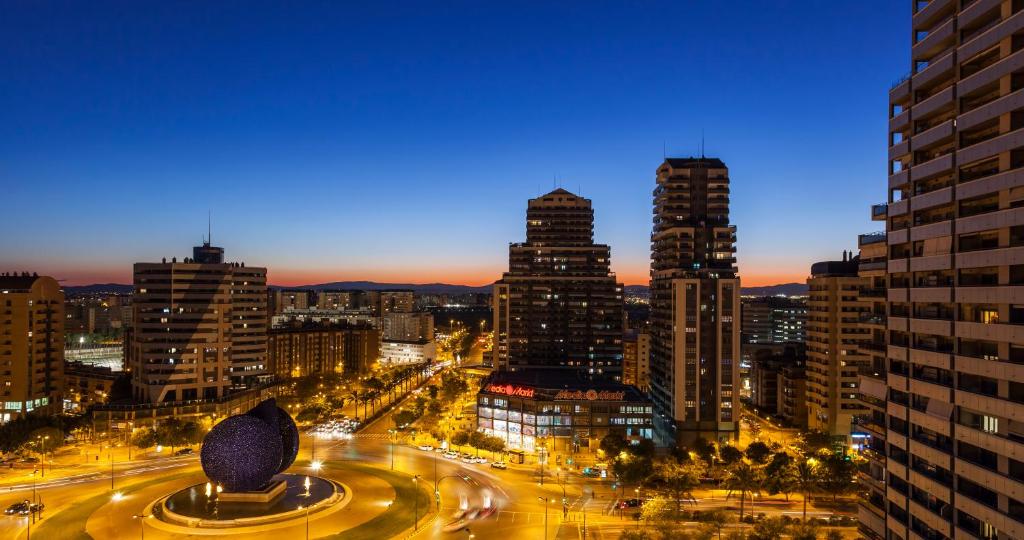 Výhľad na mesto Valencia alebo výhľad na mesto priamo z hotela