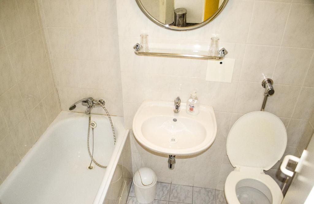 Koupelna v ubytování Hotel Magura