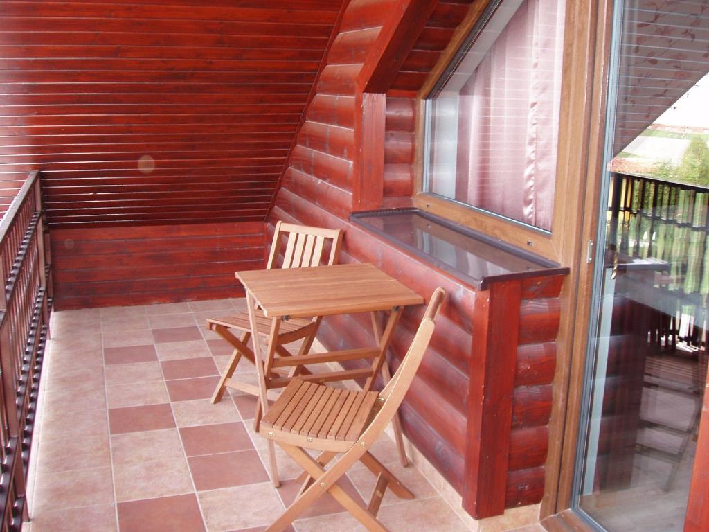 Balkón nebo terasa v ubytování Vilka Relax