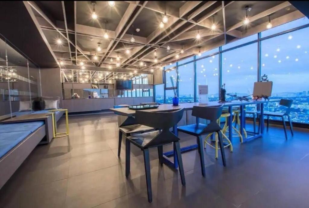 The Base Central Pattaya by Mickey - Resim 15