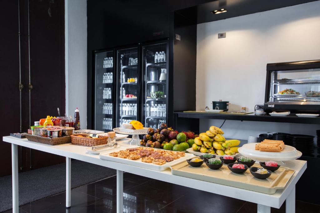 NANEE Phra Singh - Resim 5