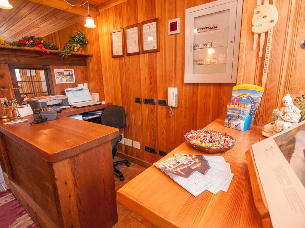 Posezení v ubytování Le Vieux Rascard Chambres d'Hotes