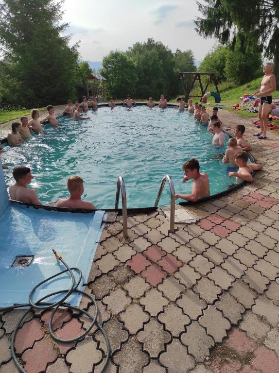Bazén v ubytování Hotel Na Trojce nebo v jeho okolí