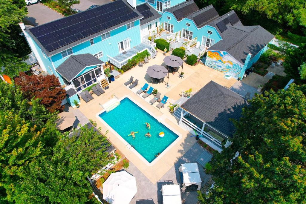 Bazén v ubytování Mar Bella Boutique Hotel & Spa nebo v jeho okolí