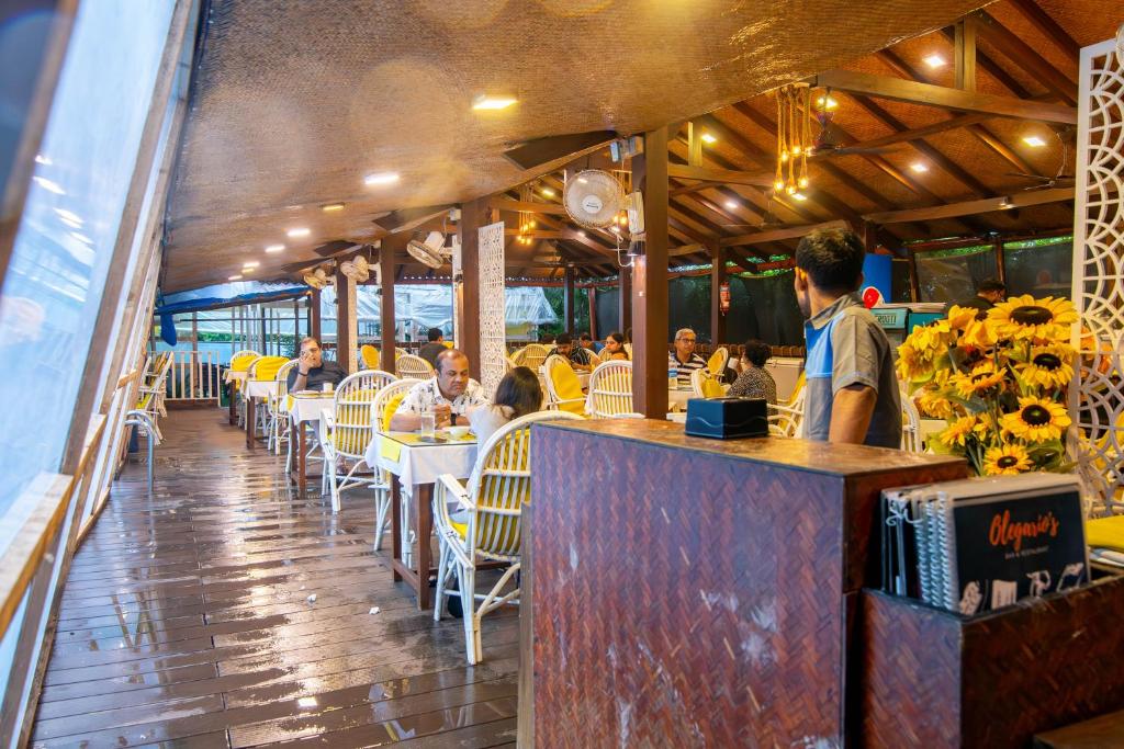 Restaurace v ubytování Santana Beach Resort
