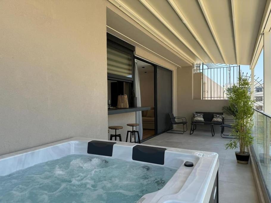 Fotografie z fotogalerie ubytování BlueMotion - PortSuite 5B v destinaci Piraeus