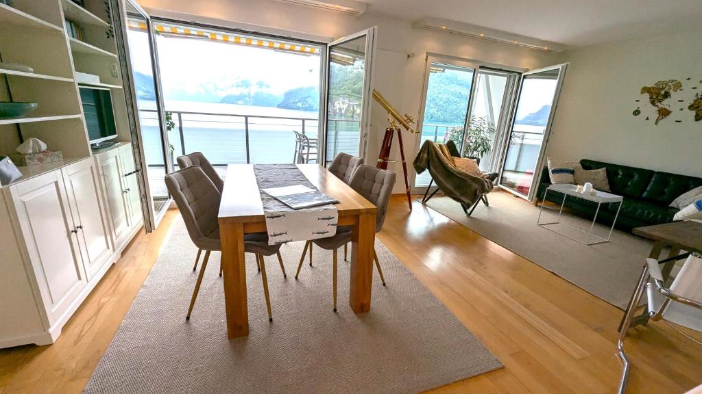 Posezení v ubytování Lake Lucerne Paradise Apartment