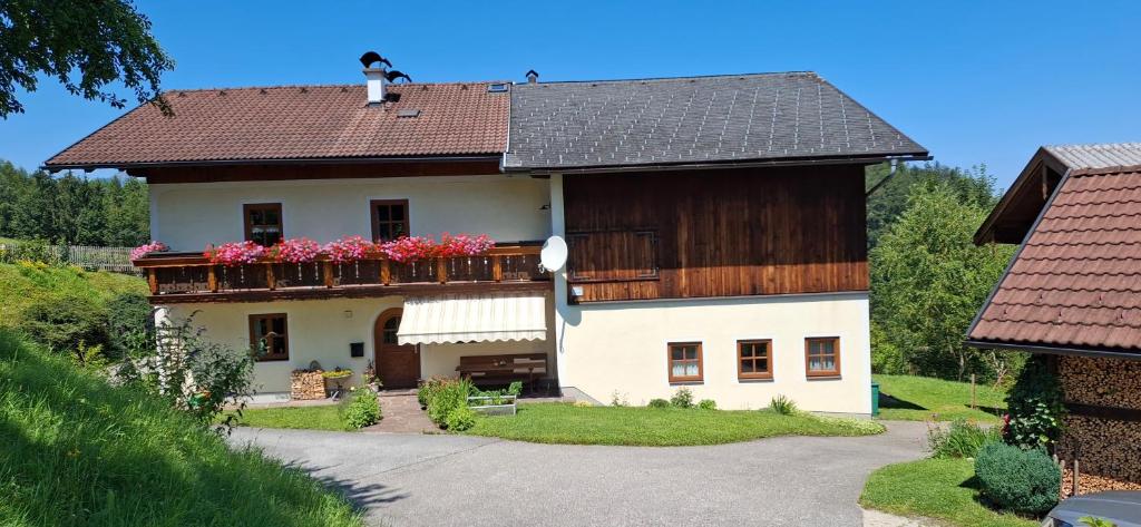 The building in which Az apartmant is located