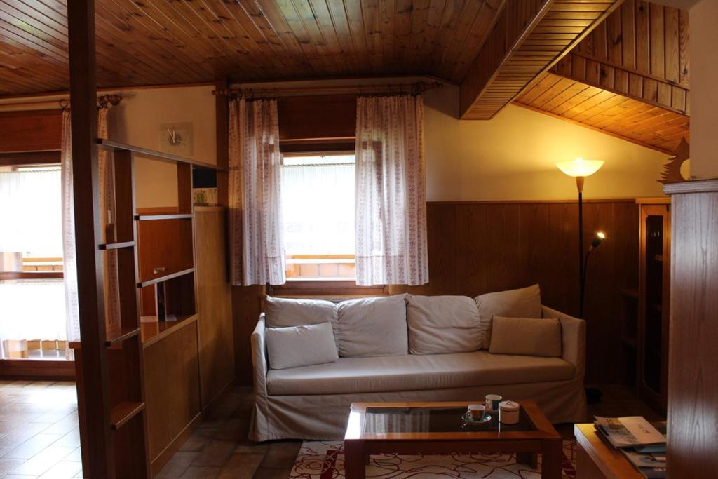Posezení v ubytování Cesa DOLOMITI