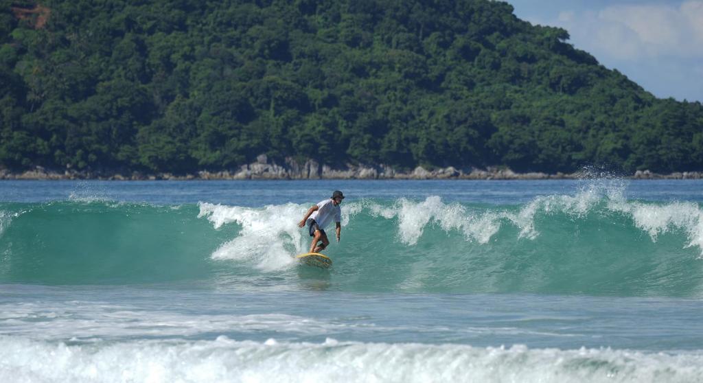 Coco Mountain View Guest House Hotel - Resim 34