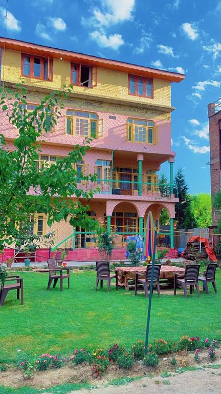 Zahrada ubytování shahin heritage and homestays