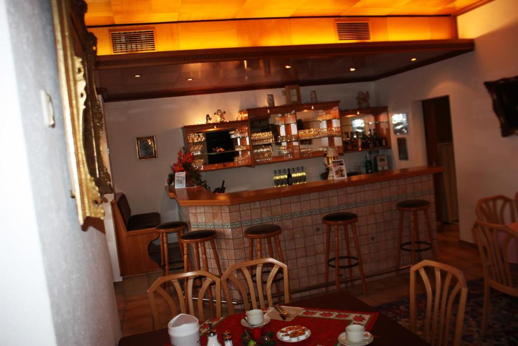 Lounge nebo bar v ubytování Hotel zum Anker