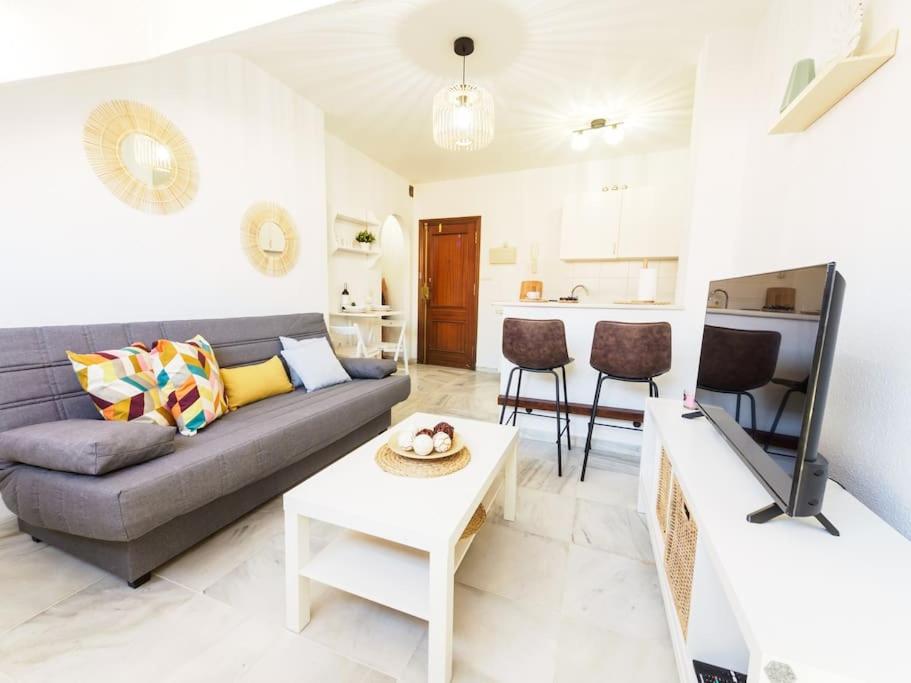 Apartamento céntrico a 130 metros del mar cálido y moderno
