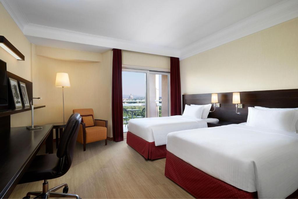 Courtyard by Marriott Rome Central Park - Resim 21