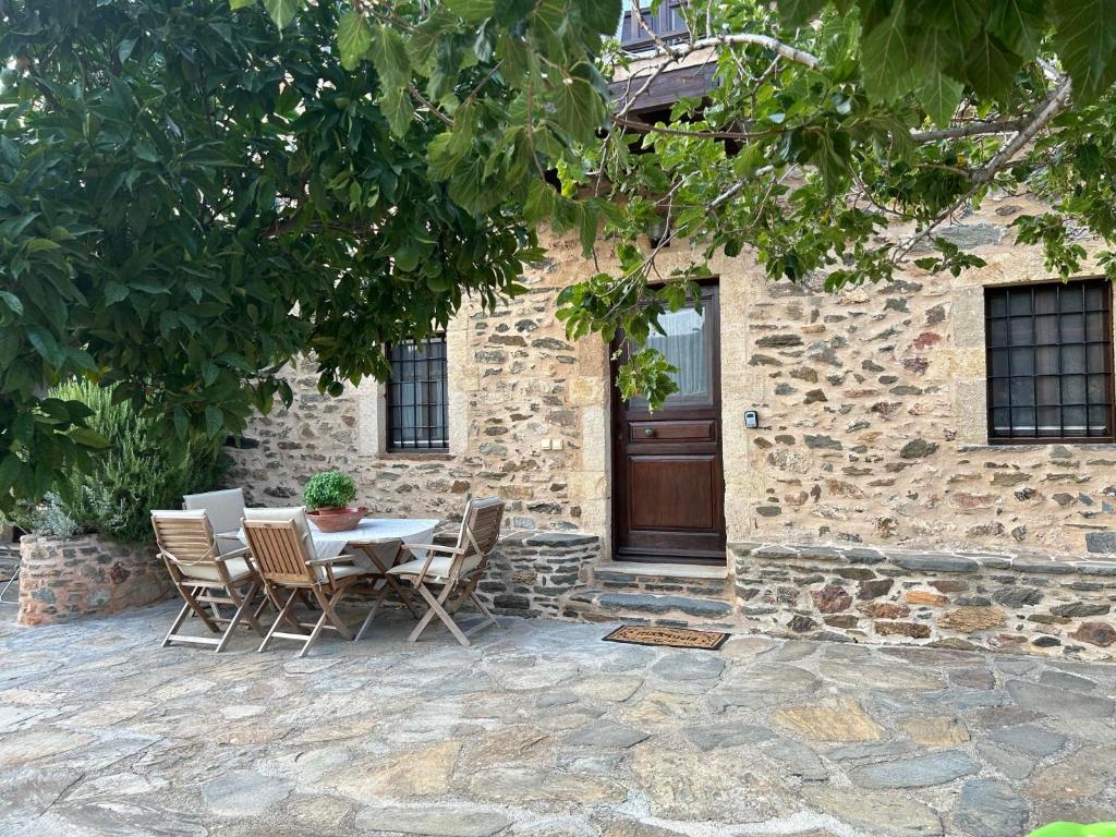 GuesthouseKamara - Vakantiehuis