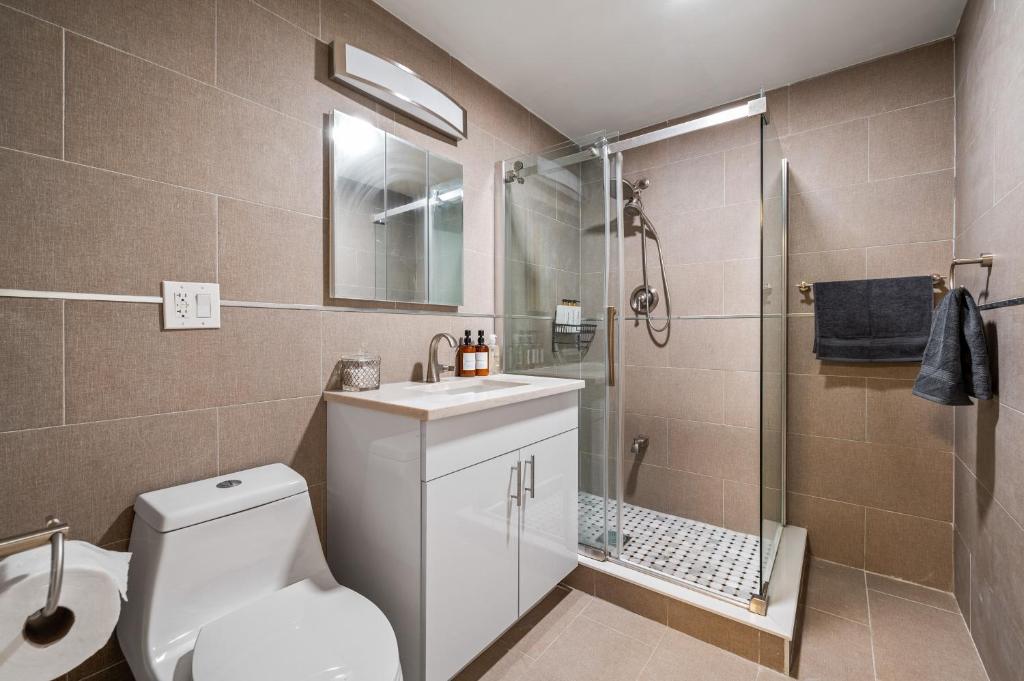 رزرو هتل و هاستل، سنترال پارک شرقی 3 اتاق خواب 2 حمام 1700 SF, 09197245267