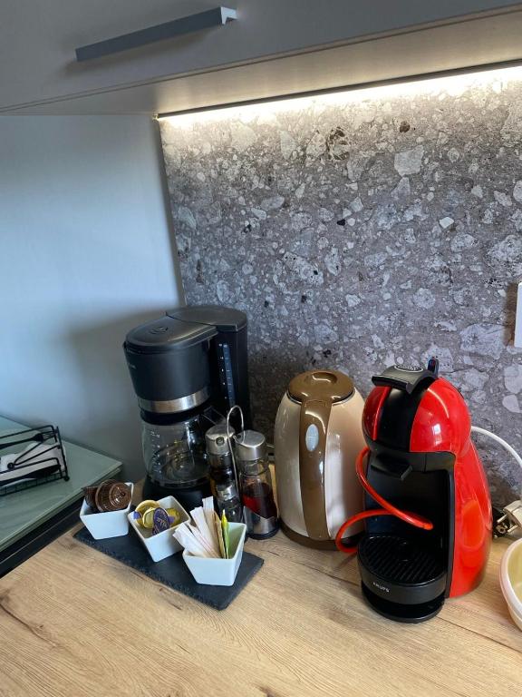 Príslušenstvo na prípravu kávy alebo čaju v ubytovaní TwinStars Superior Apartment