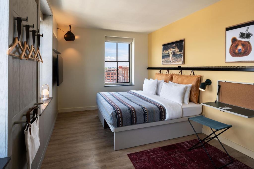Moxy Springfield Downtown - Chambre King