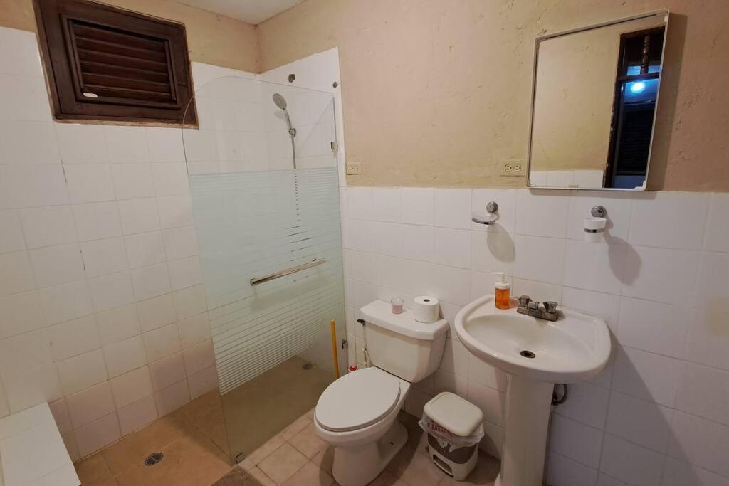 Koupelna v ubytování VILLA ANACAHUITA, Limonal