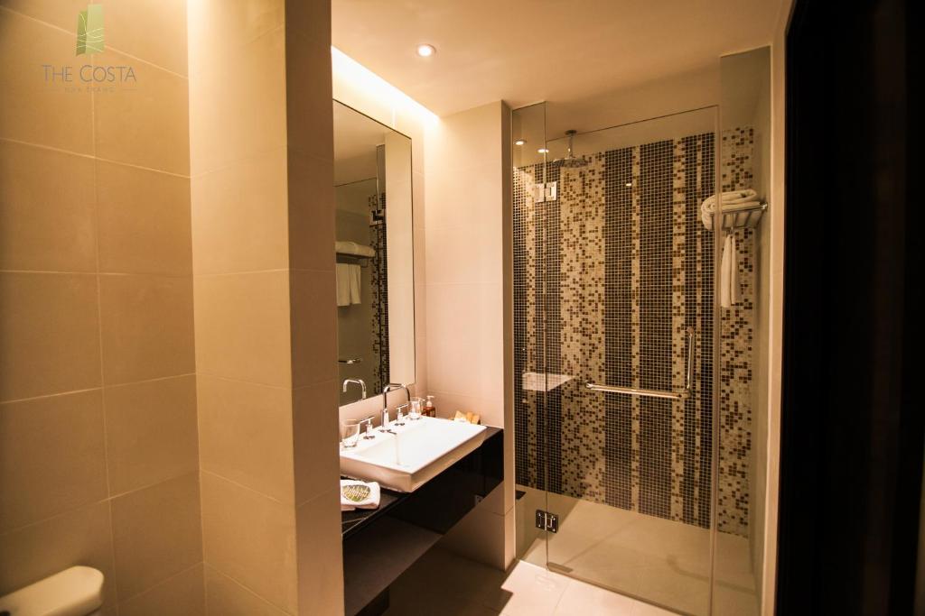 Phòng tắm tại The Costa Nha Trang Residences