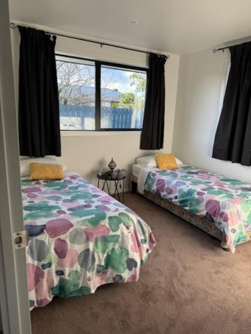 87 on FIFTH Ave - Resim 2