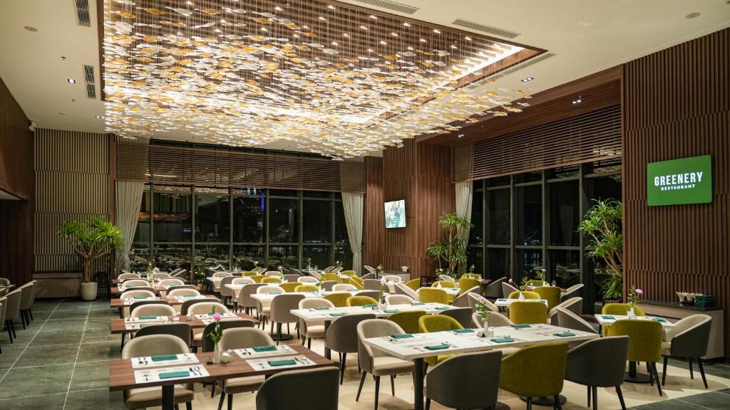 Wyndham Garden Legend Halong - 1