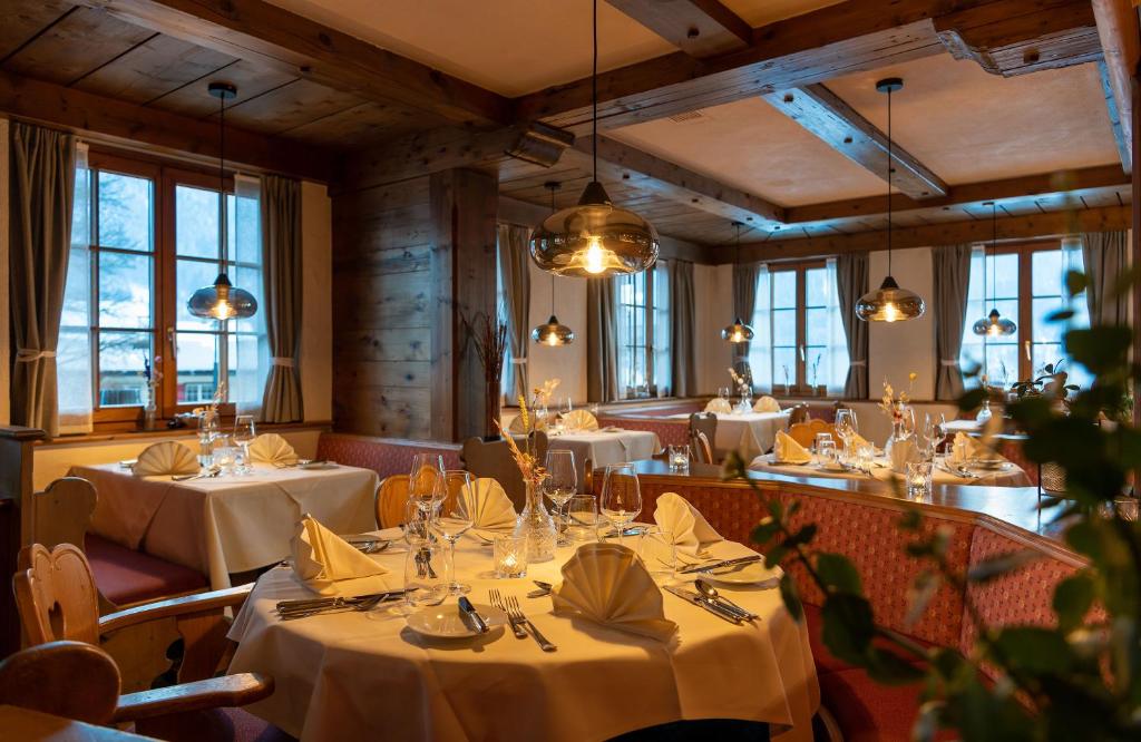 Restaurace v ubytování Sunstar Hotel Klosters