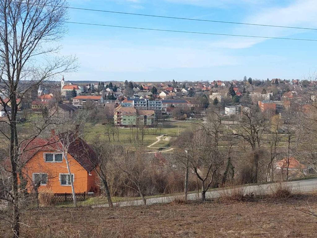 ablakaTabra 8660 Tab, Kisfaludy utca kép - 1
