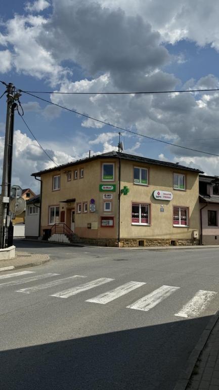 Budova, kde se ubytování v soukromí nachází