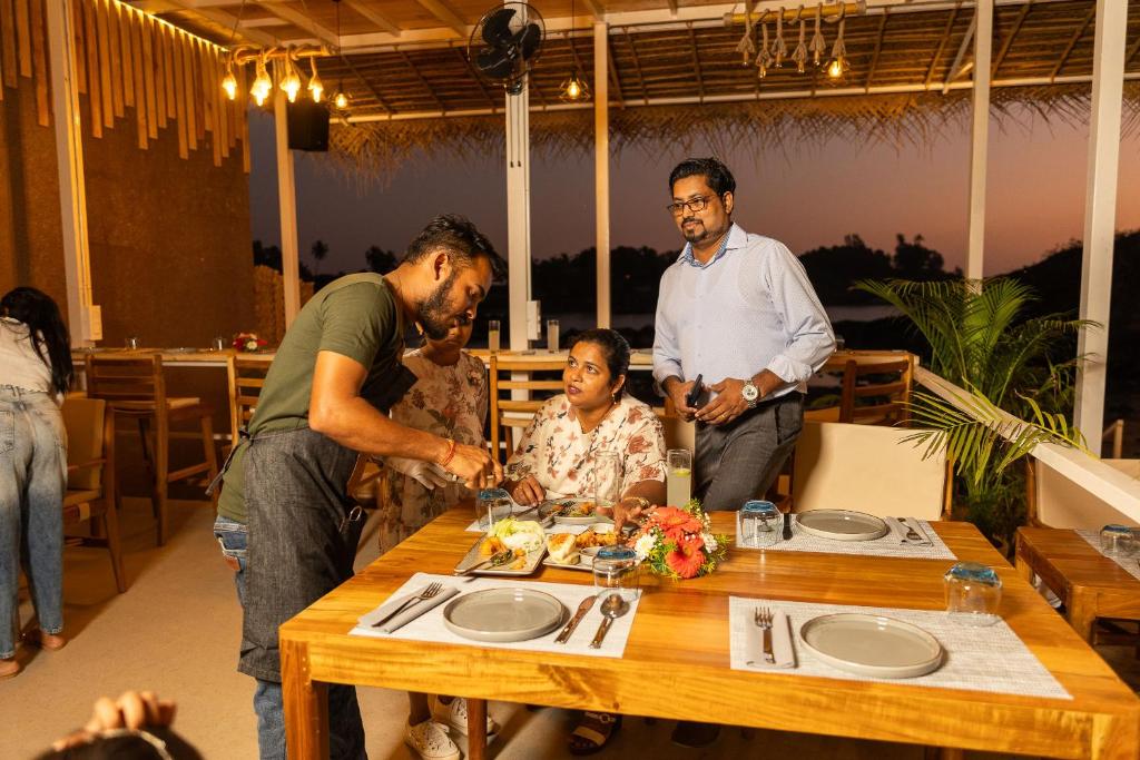 Hosté ubytování Destiny Goa Beach Resort