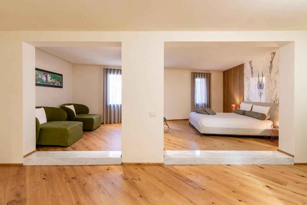 Część wypoczynkowa w obiekcie La Portineria Luxury B&B