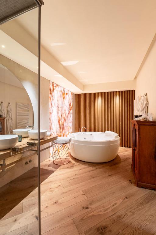 Łazienka w obiekcie La Portineria Luxury B&B