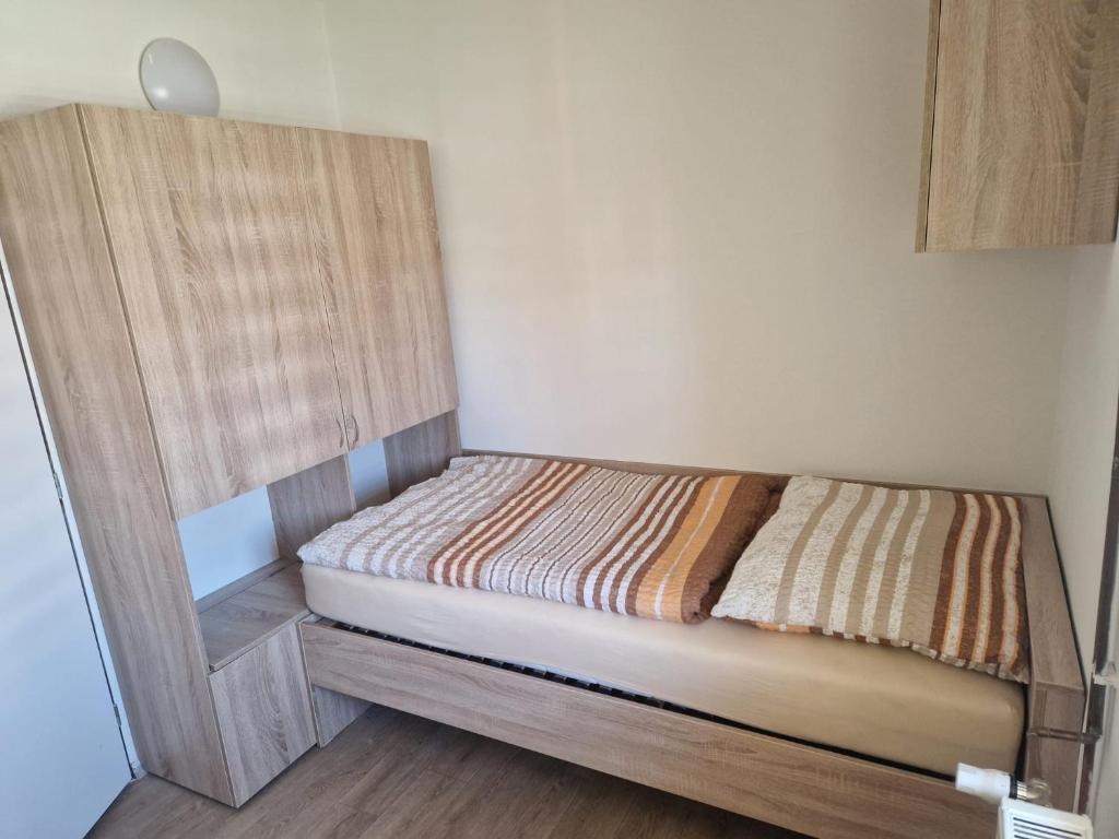 Postel nebo postele na pokoji v ubytování Ubytování Louny