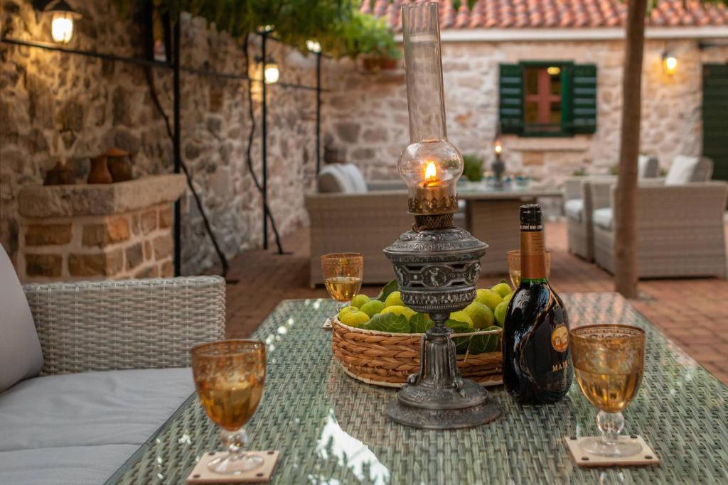 Napoje w obiekcie Heritage Hotel & Estate Raznjevica Dvori AD 1307