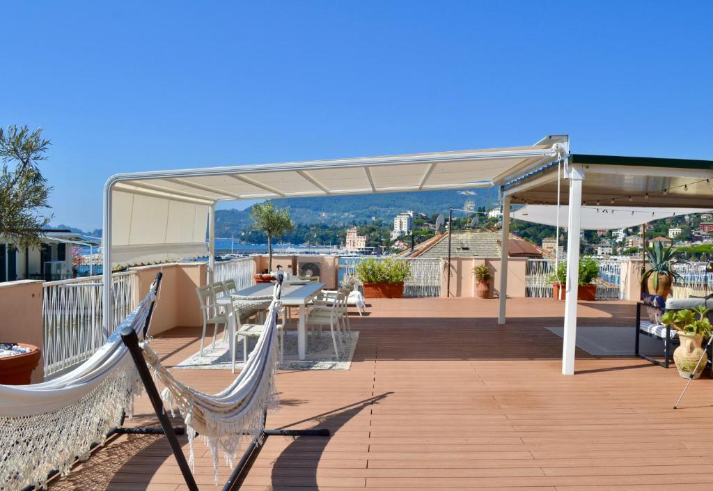Image showcasing Ca' Muna - Sea View Penthouse, Private Rooftop, Walking to the Beach ...