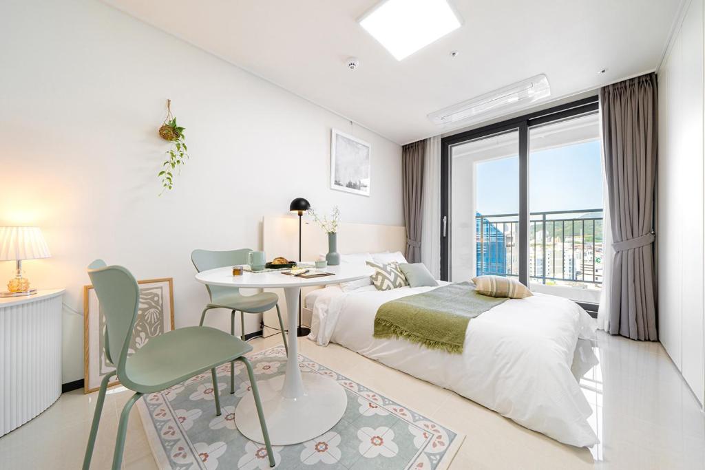 Urbanstay Busan Cityhall - 