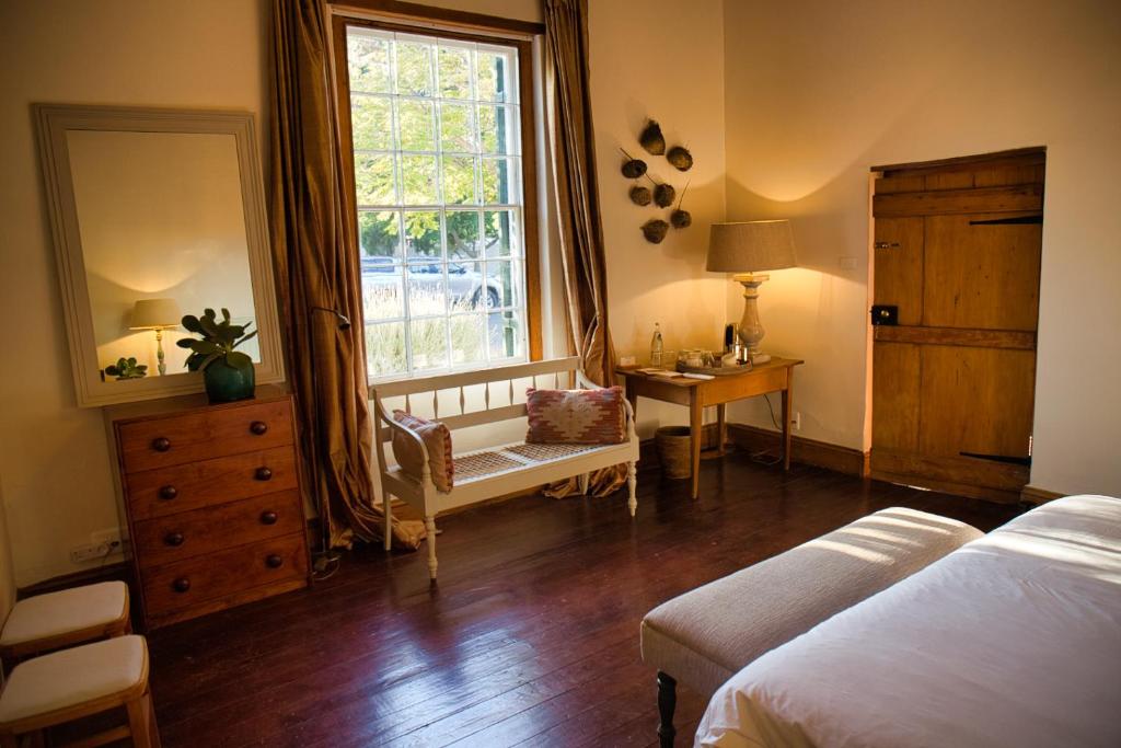 Langhuis Guesthouse - Housity