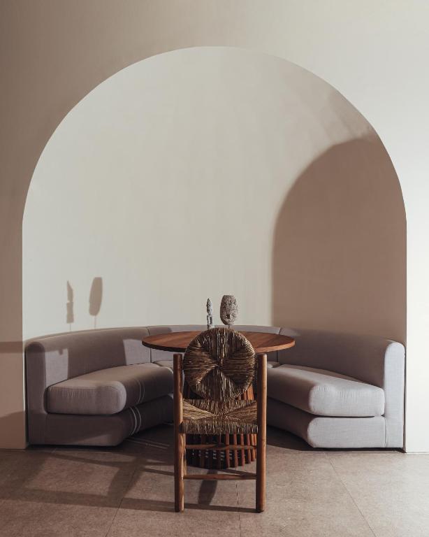 Posezení v ubytování OCEAN BLUE HOTEL & RESORT -Jbeil