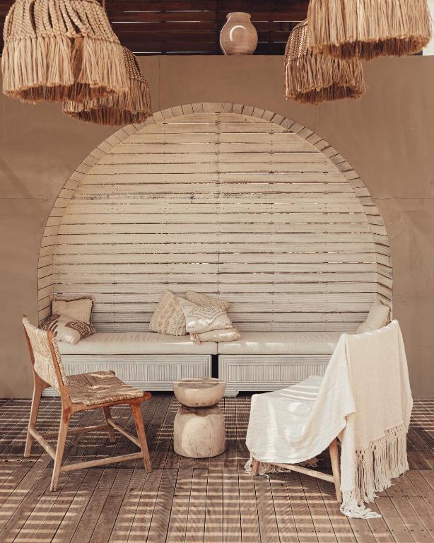 Posezení v ubytování OCEAN BLUE HOTEL & RESORT -Jbeil