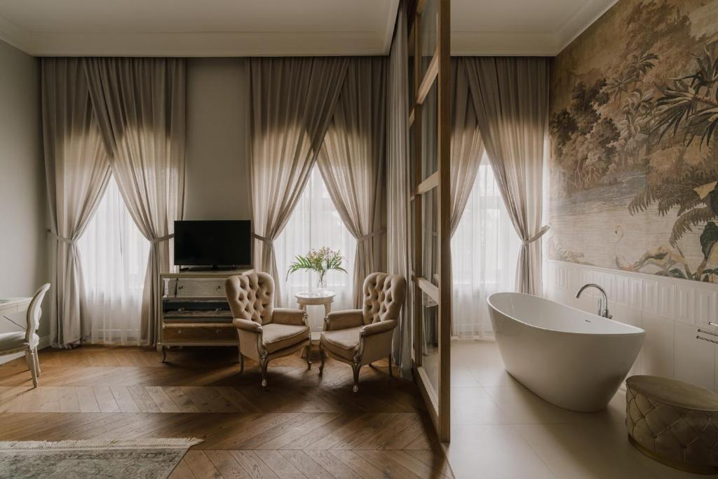 Pałac Mojęcice - 18