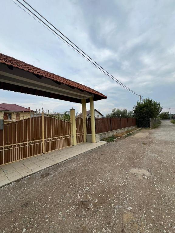 Fotografie z fotogalerie ubytování Villa S M v destinaci Shkodër
