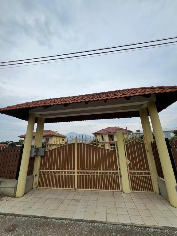 Fotografie z fotogalerie ubytování Villa S M v destinaci Shkodër