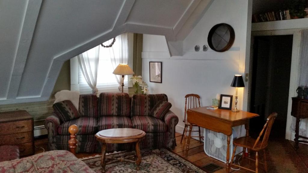 Clifford House Private Home B&B - Koningin Suite