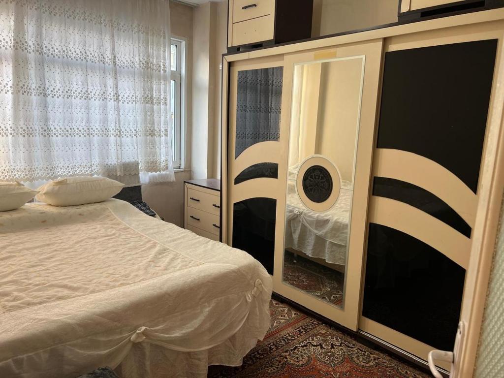 Postel nebo postele na pokoji v ubytování Men's Hostel in Fatih, Istanbul