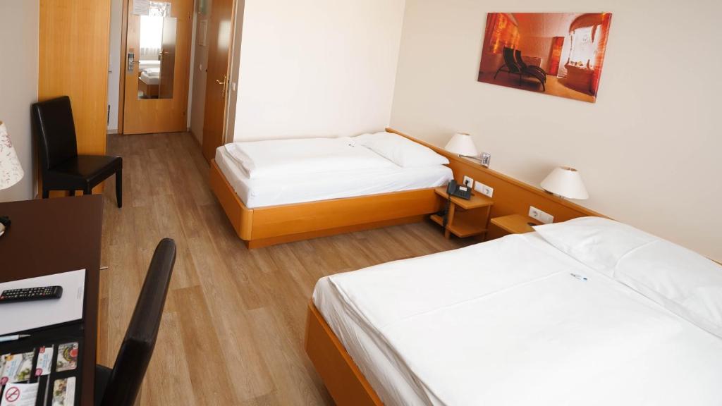 
Economy Twin Room
