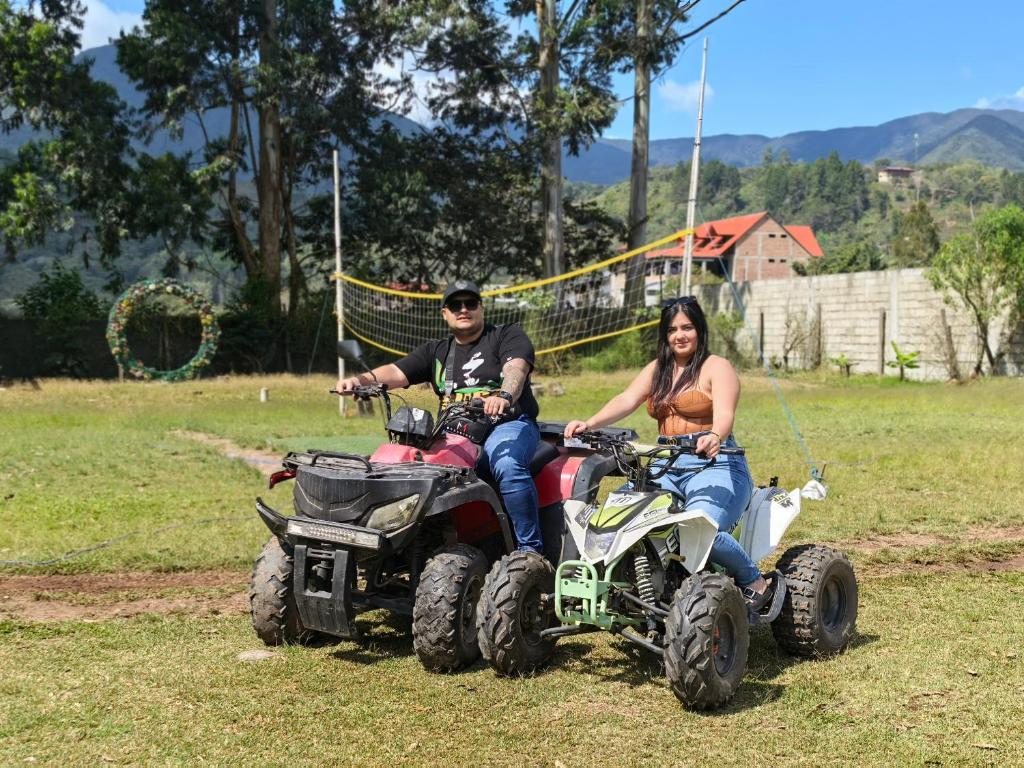 Tunki Lodge - Tours, Cabañas y Sauna